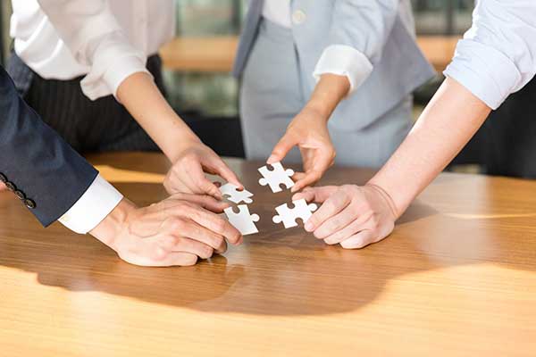 你还在用只会回答“好的”的机器人吗？这款大模型外呼机器人推荐给你