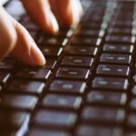 谷歌Gemini 3发布：AI从工具到“数字代理”的跨越式进化